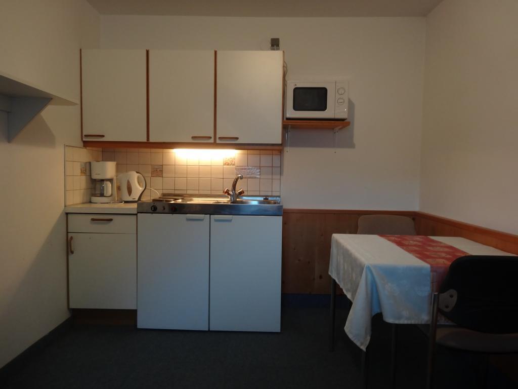 Koeflerhof Appartements Sankt Leonhard im Pitztal Room photo