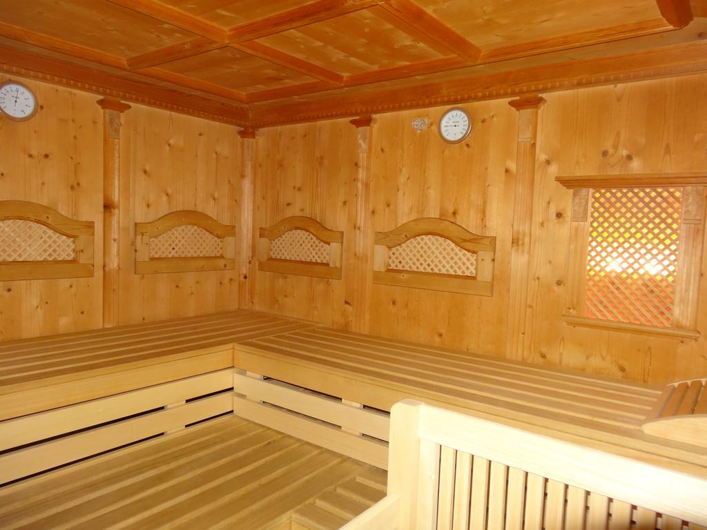 Koeflerhof Appartements Sankt Leonhard im Pitztal Exterior photo